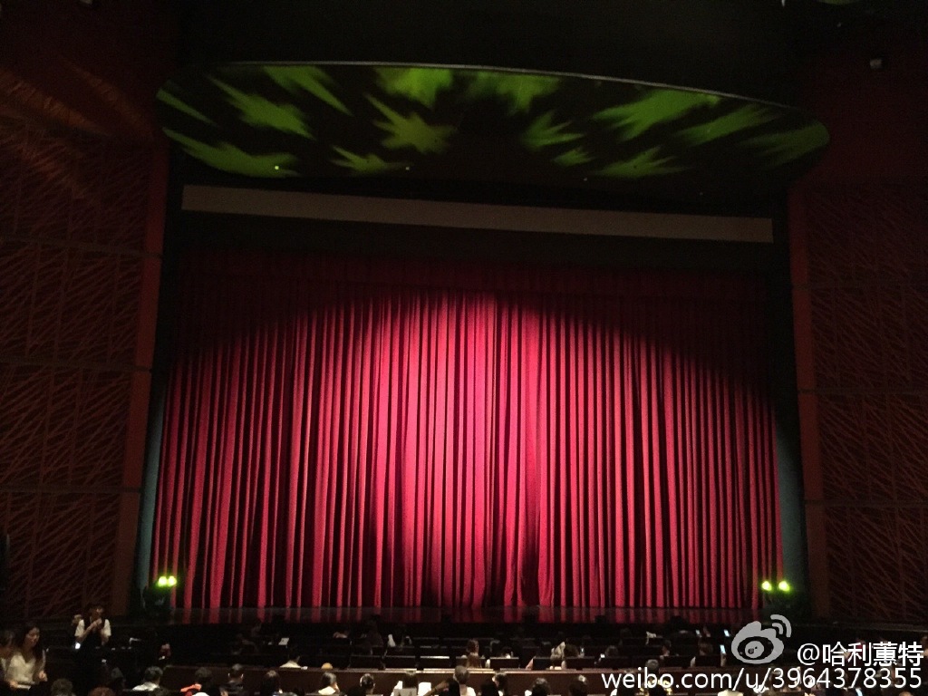 show-17.jpg