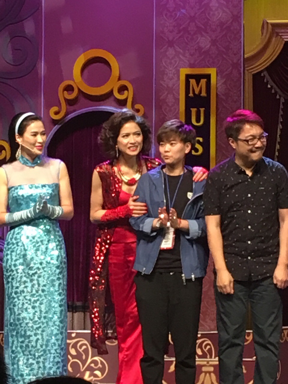 show-36.jpg