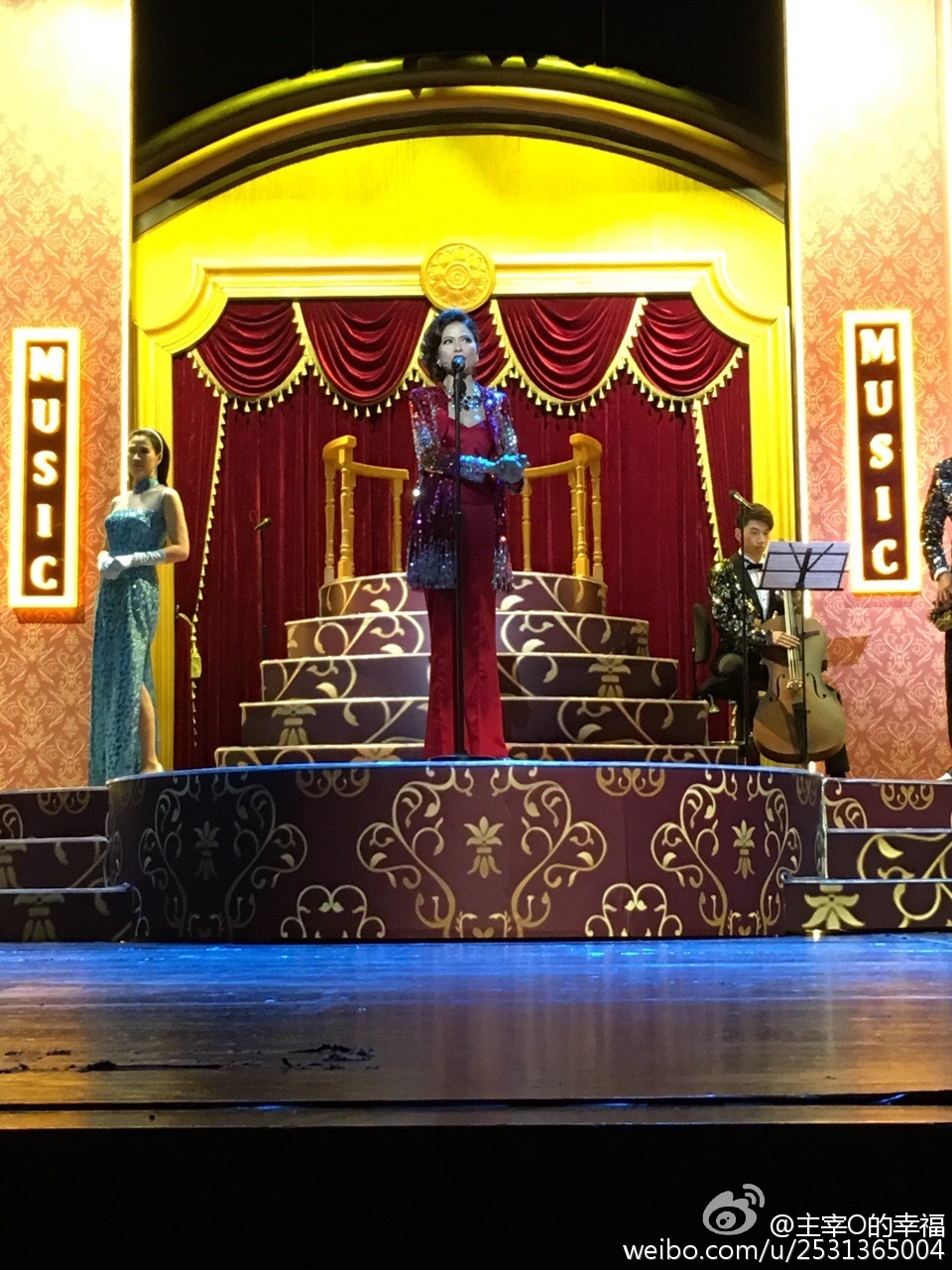 show-61.jpg