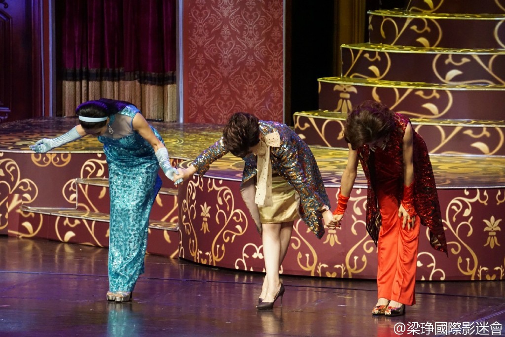 show-106.jpg